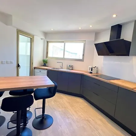 Les Pins - Sea View - 4 People - Parking Apartment Juan-les-Pins