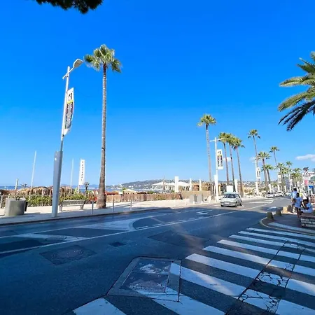Les Pins - Sea View - 4 People - Parking Apartment