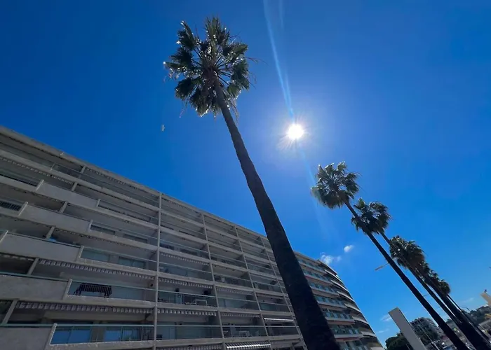 Apartment Les Pins - Sea View - 4 People - Parking